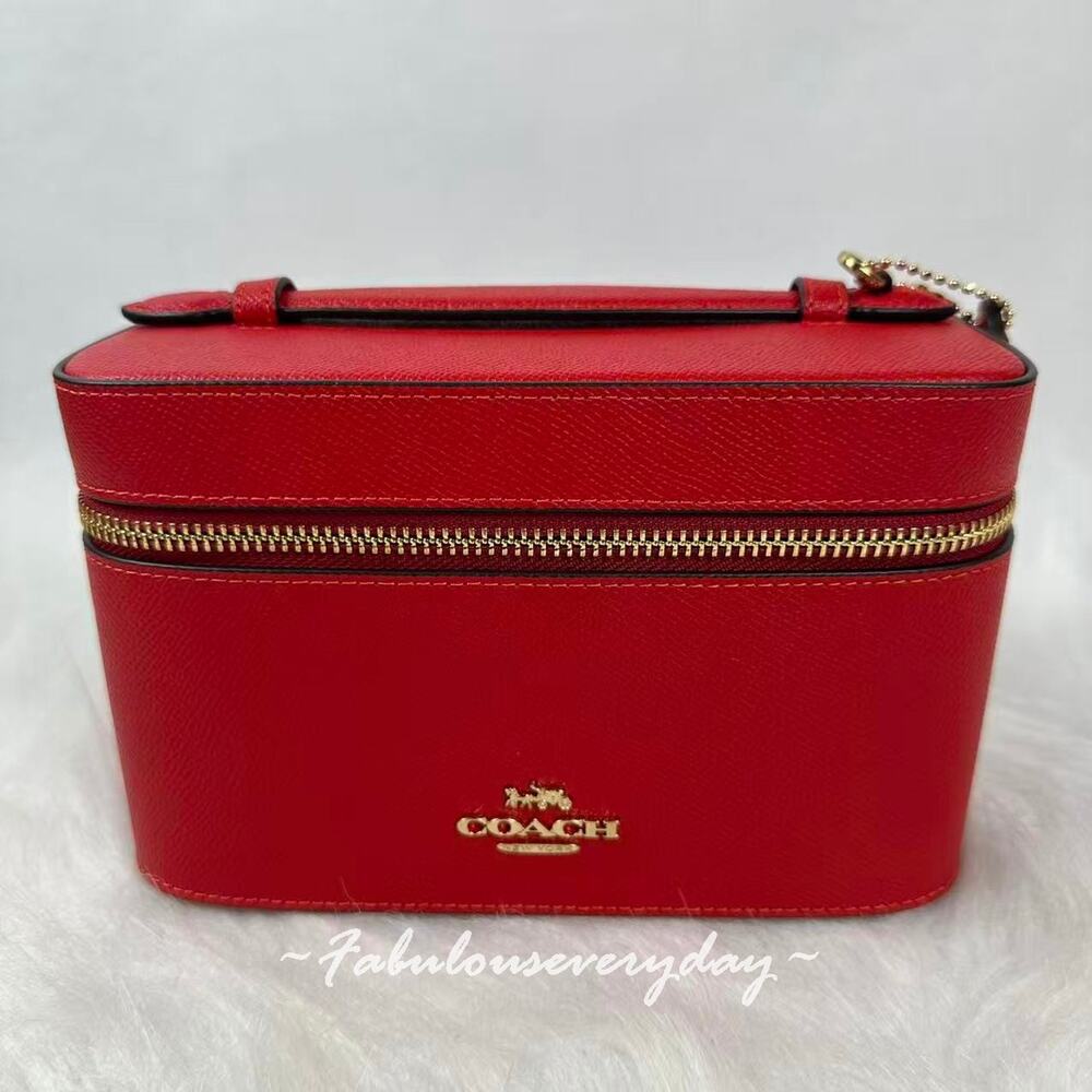 Coach Cosmetic Case In Crossgrain Leather/Gold/Red CW727 NWT